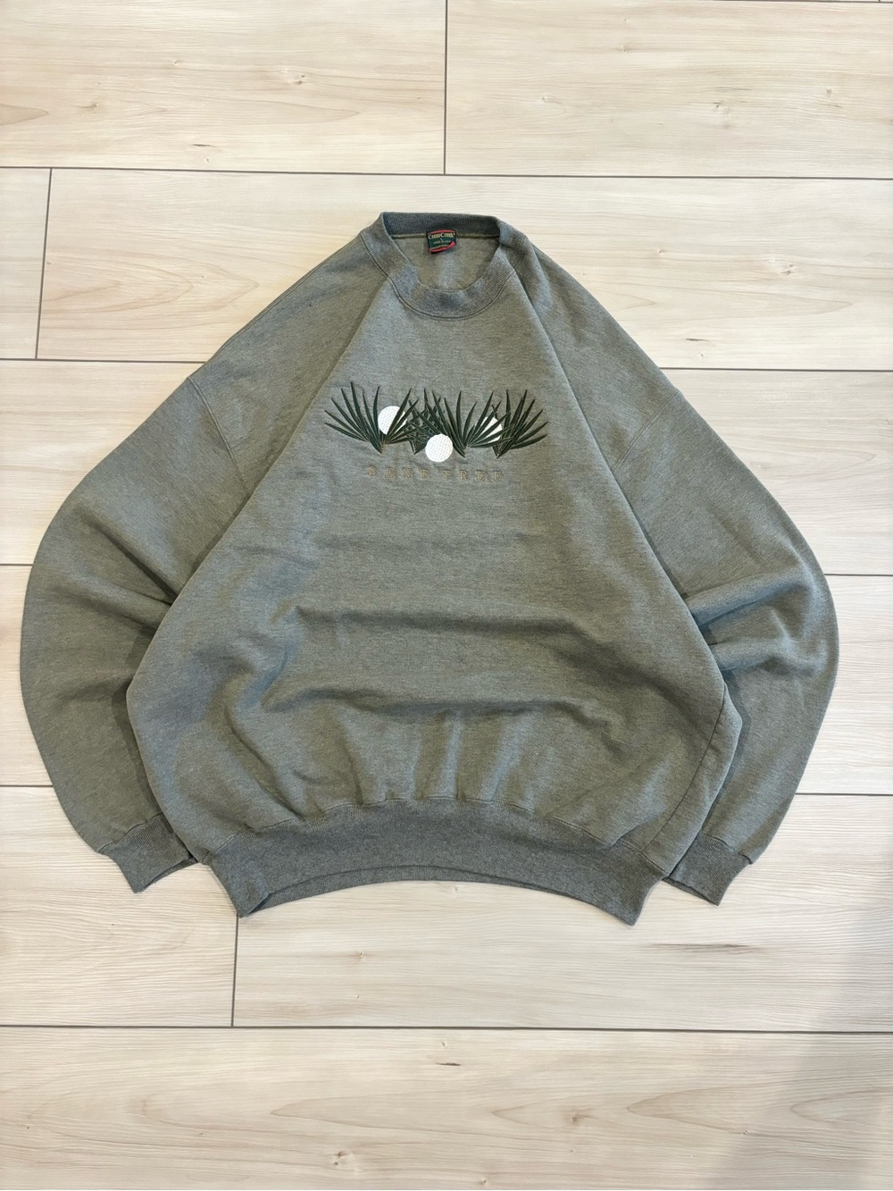 Cross Creek vintage 90s Embroidered golf wear Men’s crewneck sweatshirt